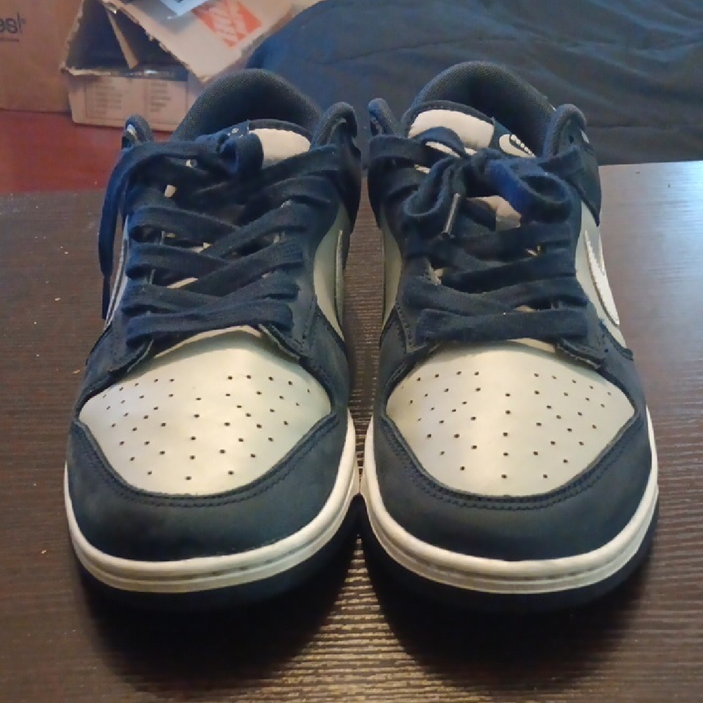 Nike Dunk Low Georgetown Suede in Navy and Gray Mens SZ 11 EUC - Picture 4 of 9